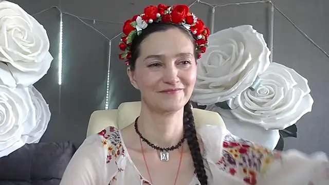 TayaFinch online show from July 11, 12:16 pm