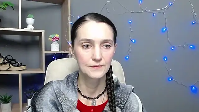 TayaFinch online show from November 19, 4:07 pm