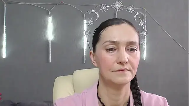TayaFinch online show from May 13, 11:16 am