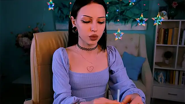 MiaCain online show from September 23, 8:29 pm