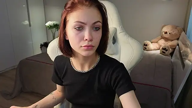 EffieAngel online show from September 17, 11:30 am