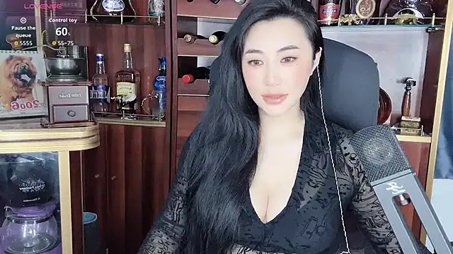 Snapshot of A-Lin-666 chatting on September 20, 12:25 pm A-Lin-666 online show from September 20, 12:25 pm