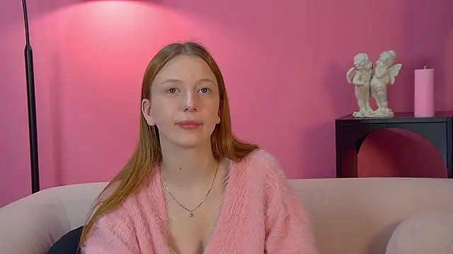 BeatriceBinoche online show from February 6, 6:28 am