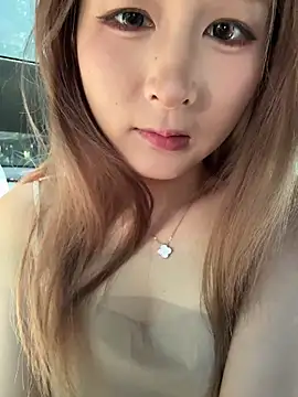 yuki june online show from July 12, 8:15 am