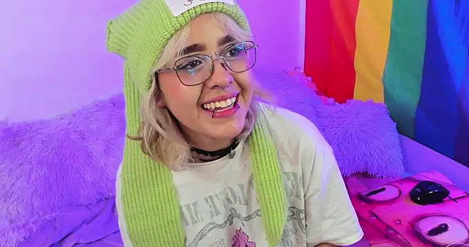 NekoWaifu online show from October 8, 1:04 pm