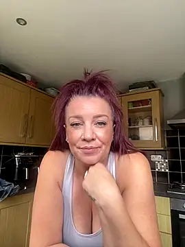 PoppyPrincessxox online show from September 24, 1:43 pm