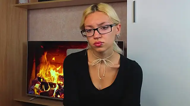 LourieFerraro online show from September 23, 4:27 pm
