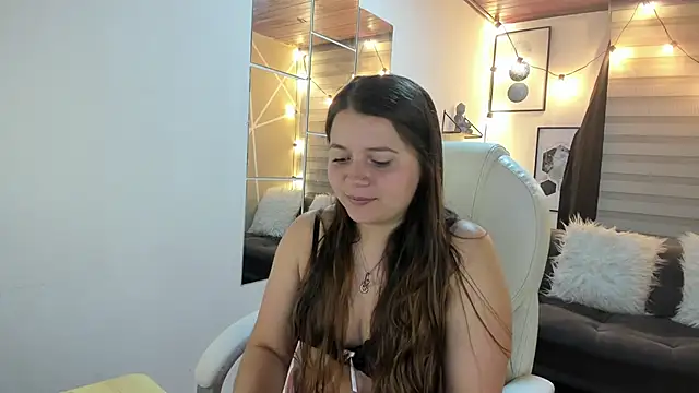 sophiee09  online show from October 20, 1:14 pm