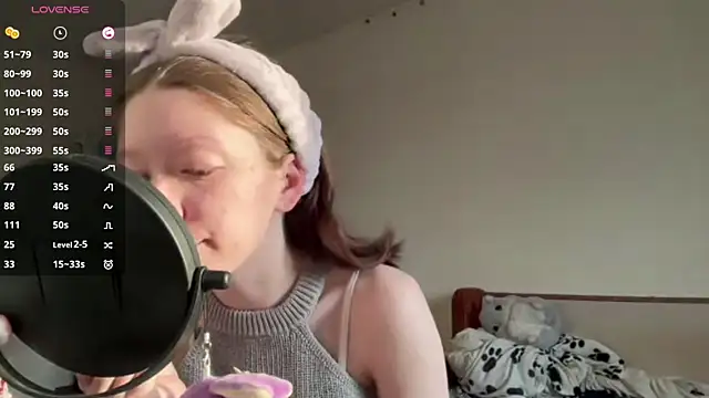 MargarettNewbie online show from October 22, 4:06 am