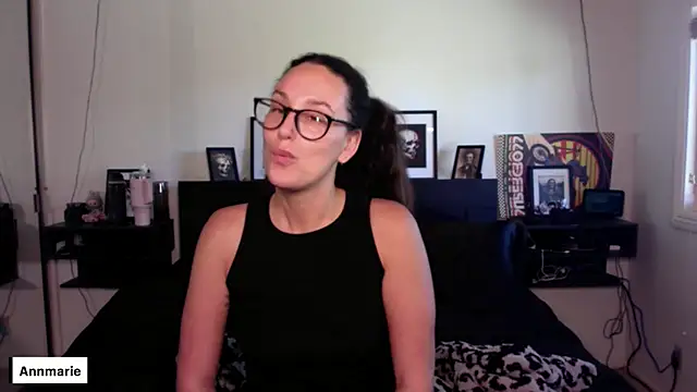 annmarieferrara online show from October 17, 4:10 pm