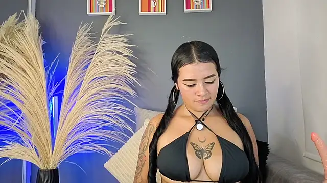 Snapshot of miacardonasecret chatting on September 26, 10:07 pm miacardonasecret online show from September 26, 10:07 pm
