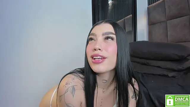 Scarlet  Jones  online show from May 10, 5:42 am