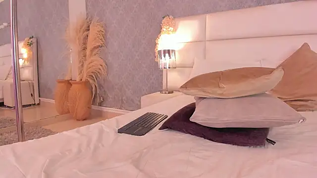 Celeste Amber online show from March 15, 9:28 pm