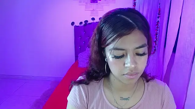 Tiana1609 online show from September 18, 9:24 pm