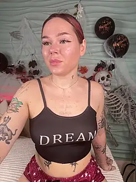 EvaNude- online show from October 30, 11:17 pm