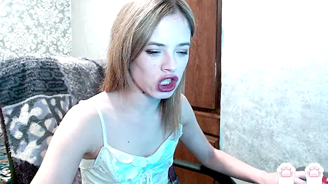 Snapshot of Kate__Loves chatting on September 28, 5:51 pm Kate Loves online show from September 28, 5:51 pm
