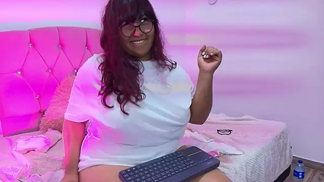 Ruby Nooir online show from September 19, 1:15 am