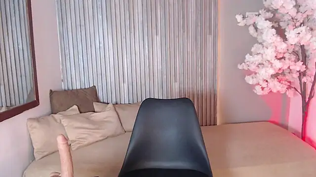 Sophia curvy1 online show from September 19, 3:27 am