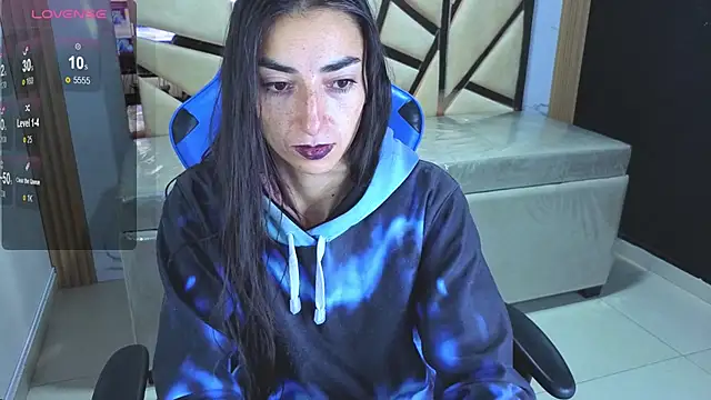 Maily a  online show from March 21, 3:11 am