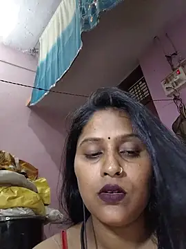 Jasmine Januja online show from June 7, 12:56 pm