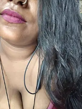 Jasmine Januja online show from July 12, 11:22 am