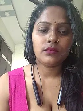 Jasmine Januja online show from January 6, 9:02 am