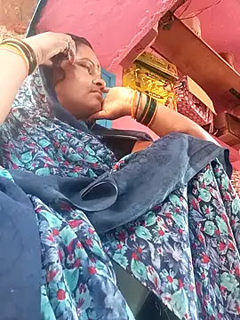 Snapshot of Sh_kiyara chatting on September 23, 4:32 am Sh kiyara online show from September 23, 4:32 am