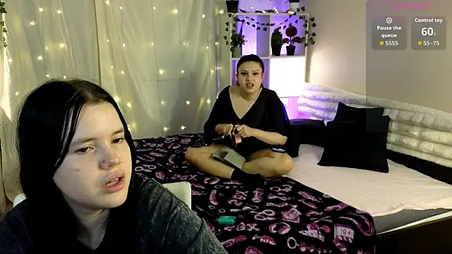 LoNik Tvvins online show from October 9, 11:58 am