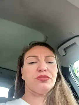 Cristalmegan online show from October 1, 9:03 am