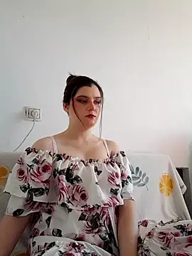 Luna Moody online show from October 2, 7:24 am