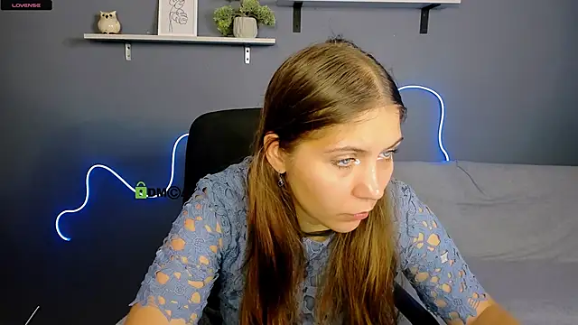  tiana moon online show from September 24, 5:39 am