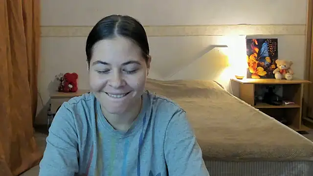 NicoleCollys online show from September 20, 8:18 pm