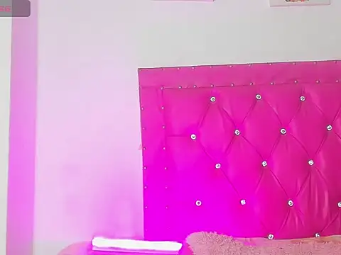 dahiiangomezz online show from February 28, 5:23 pm