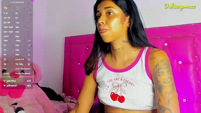 dahiiangomezz online show from May 15, 11:40 pm