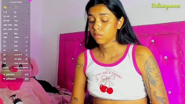 dahiiangomezz online show from May 16, 12:02 am