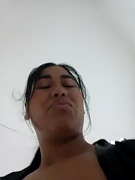 ShanelMonroe online show from October 3, 3:39 pm