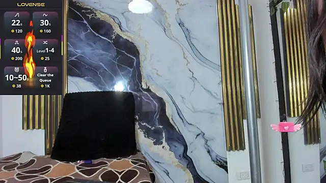 brittanyy20 online show from October 23, 9:48 am