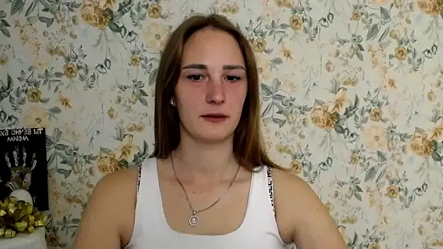 Milana Cutie  online show from September 19, 7:29 am