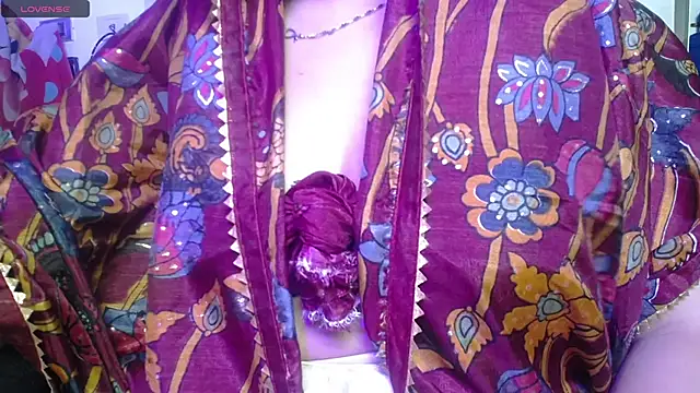 kashvi  online show from May 14, 8:14 pm