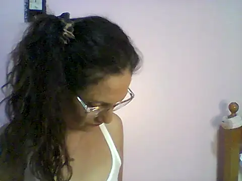 dulcefanny online show from January 7, 1:53 am