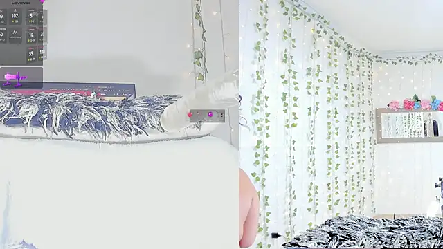 Ashley  Jones   online show from March 13, 9:10 am