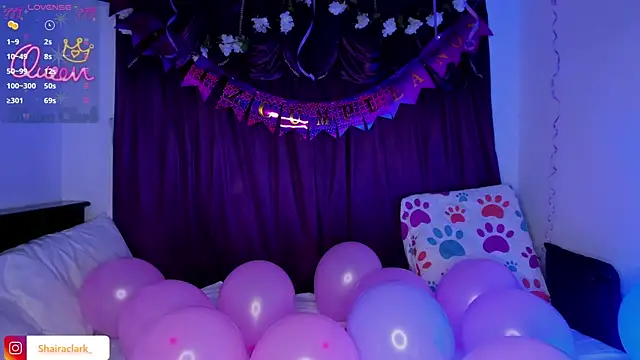 Shairaclark  online show from May 28, 2:31 am