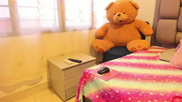 Beauty Luci online show from October 15, 9:39 pm