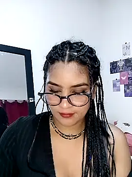 Renata Zoe online show from October 19, 1:29 am