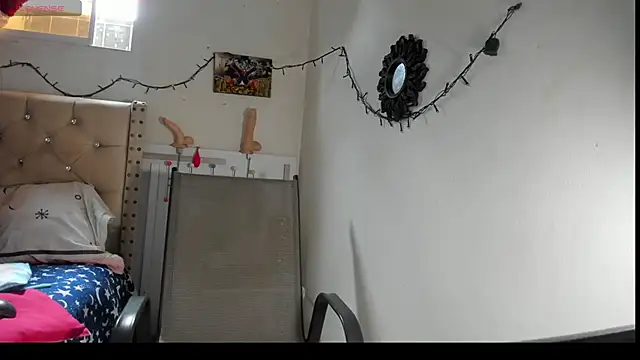 Snapshot of ELEKTRA_FOX1 chatting on September 30, 7:52 pm ELEKTRA FOX1 online show from September 30, 7:52 pm
