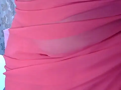 Curvy Nikita online show from September 27, 9:05 am