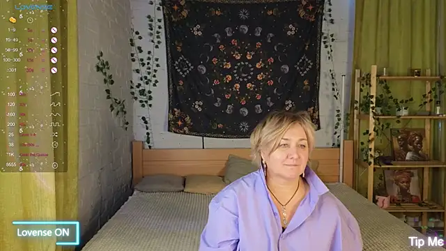 Marta Wils online show from October 18, 4:59 am