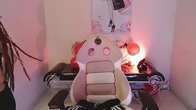 gaby angel  online show from November 19, 7:47 pm