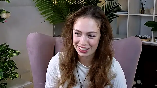 CyndiWaguespack online show from September 23, 8:34 am