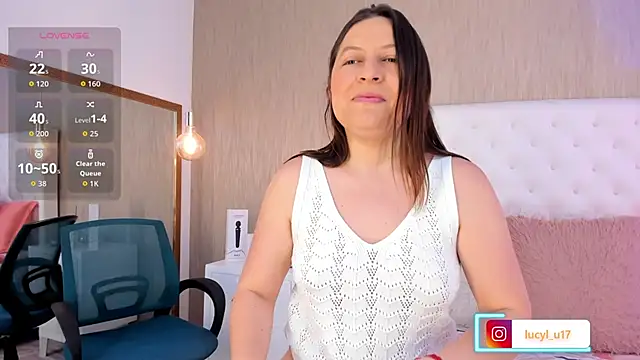 Lucy Lu17 online show from November 16, 7:14 pm